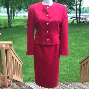 Vintage beautiful all-wool suit 8